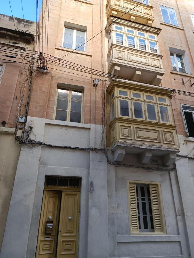 Chic 2Bedroom Apartment Near Sliema Ferries Cesi1-1 Εξωτερικό φωτογραφία